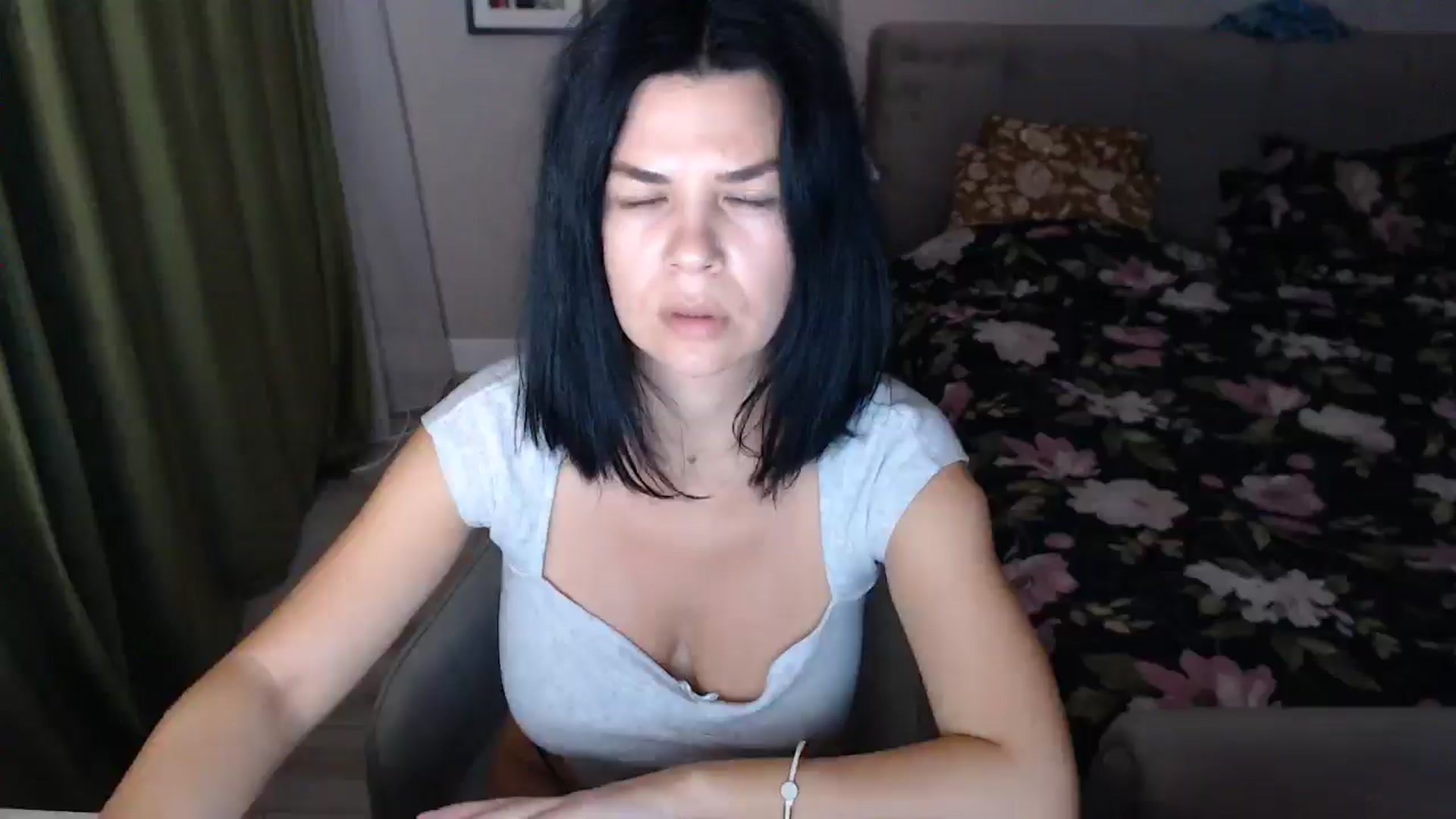 Gallery image thumbnail from Darkella's myfreecams stream on, 09/20/2025, 23:57 image 8 of 20