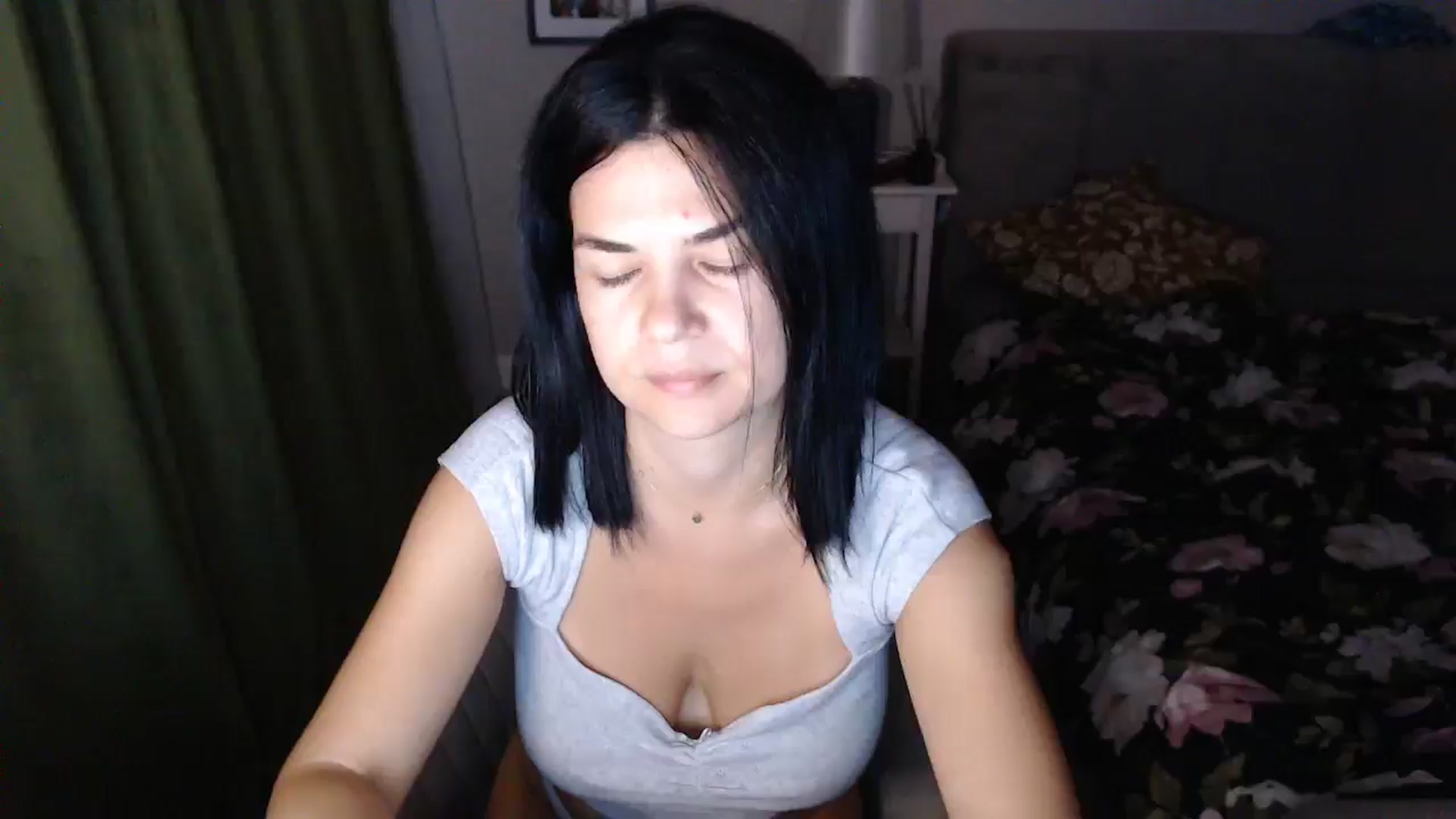 Gallery image thumbnail from Darkella's myfreecams stream on, 09/22/2025, 23:19 image 7 of 20