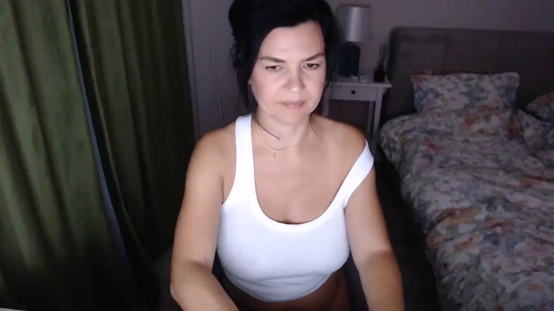 Gallery image thumbnail from Darkella's myfreecams stream on, 10/06/2025, 24:43 image 8 of 20