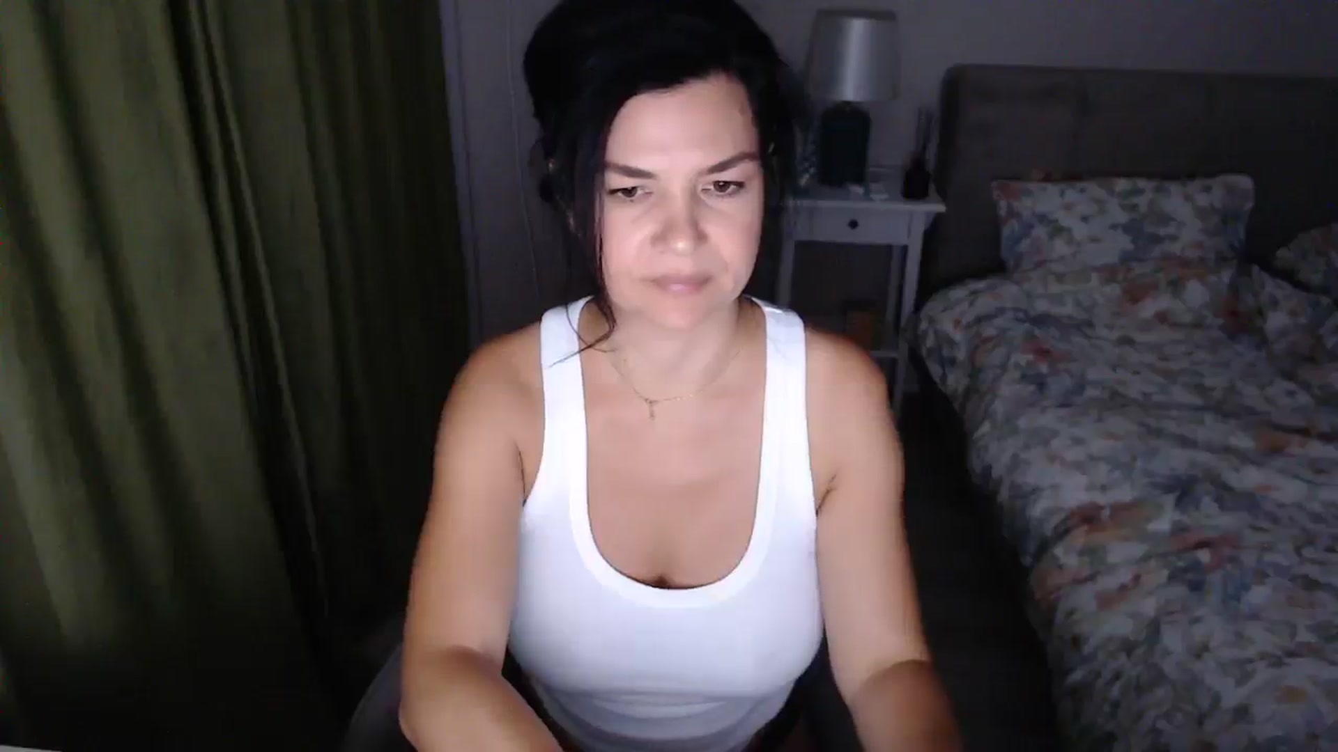 Gallery image thumbnail from Darkella's myfreecams stream on, 10/06/2025, 24:43 image 4 of 20