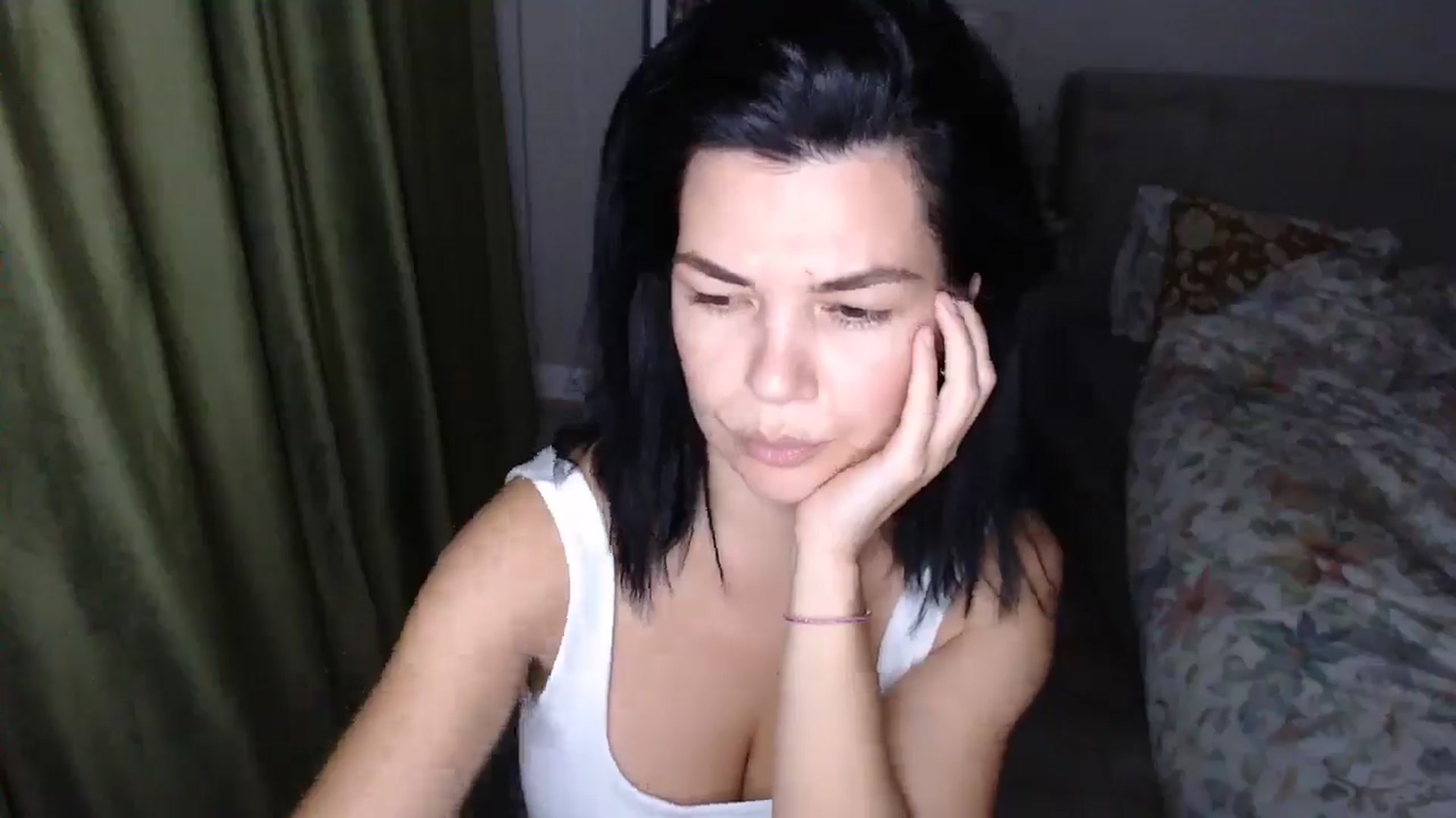 Gallery image thumbnail from Darkella's myfreecams stream on, 10/13/2025, 22:42 image 8 of 20