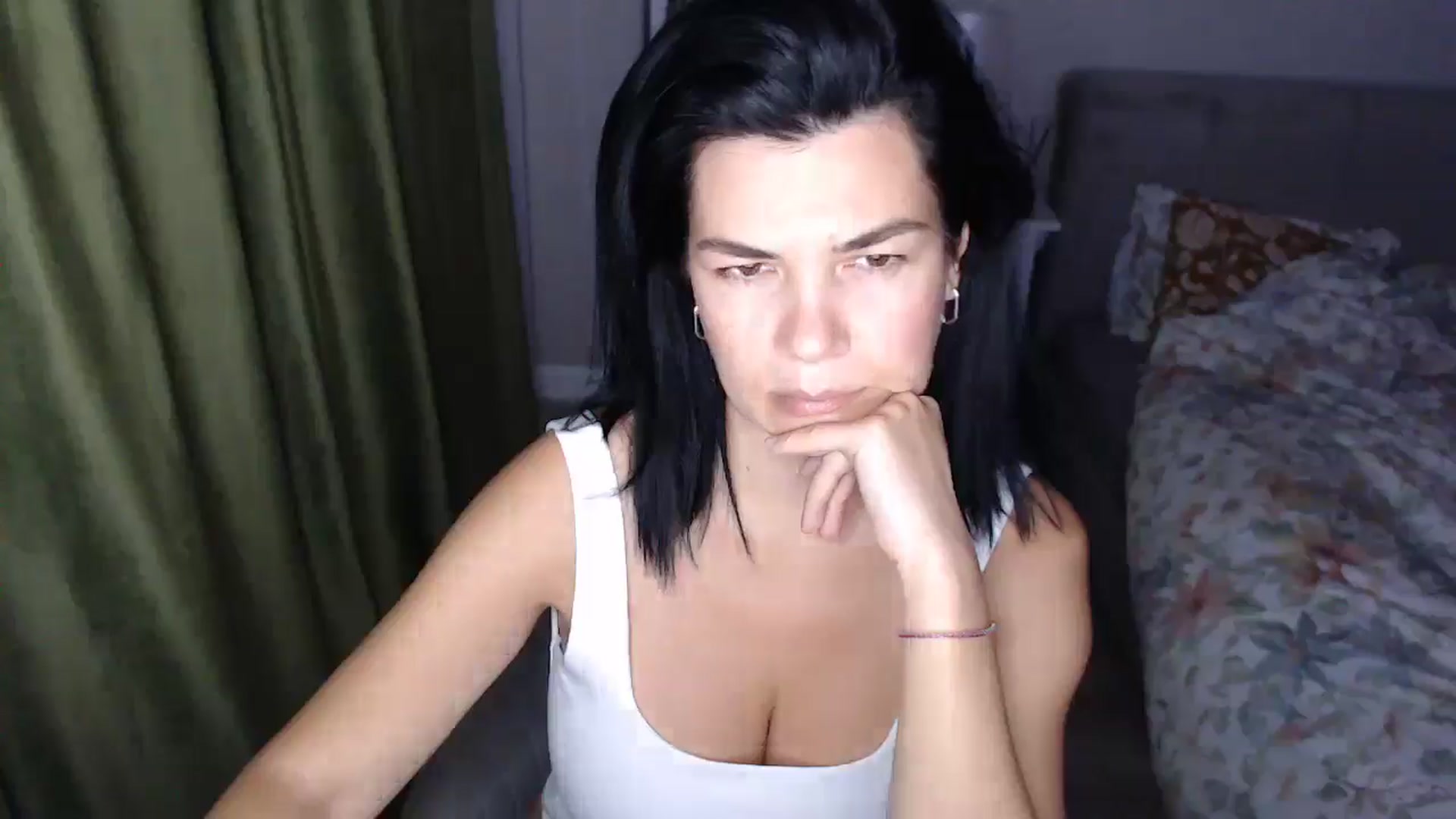 Gallery image thumbnail from Darkella's myfreecams stream on, 10/13/2025, 22:42 image 9 of 20