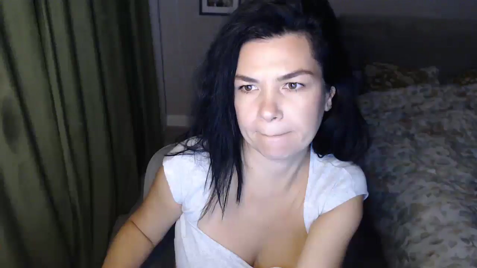 Gallery image thumbnail from Darkella's myfreecams stream on, 10/14/2025, 23:26 image 16 of 20