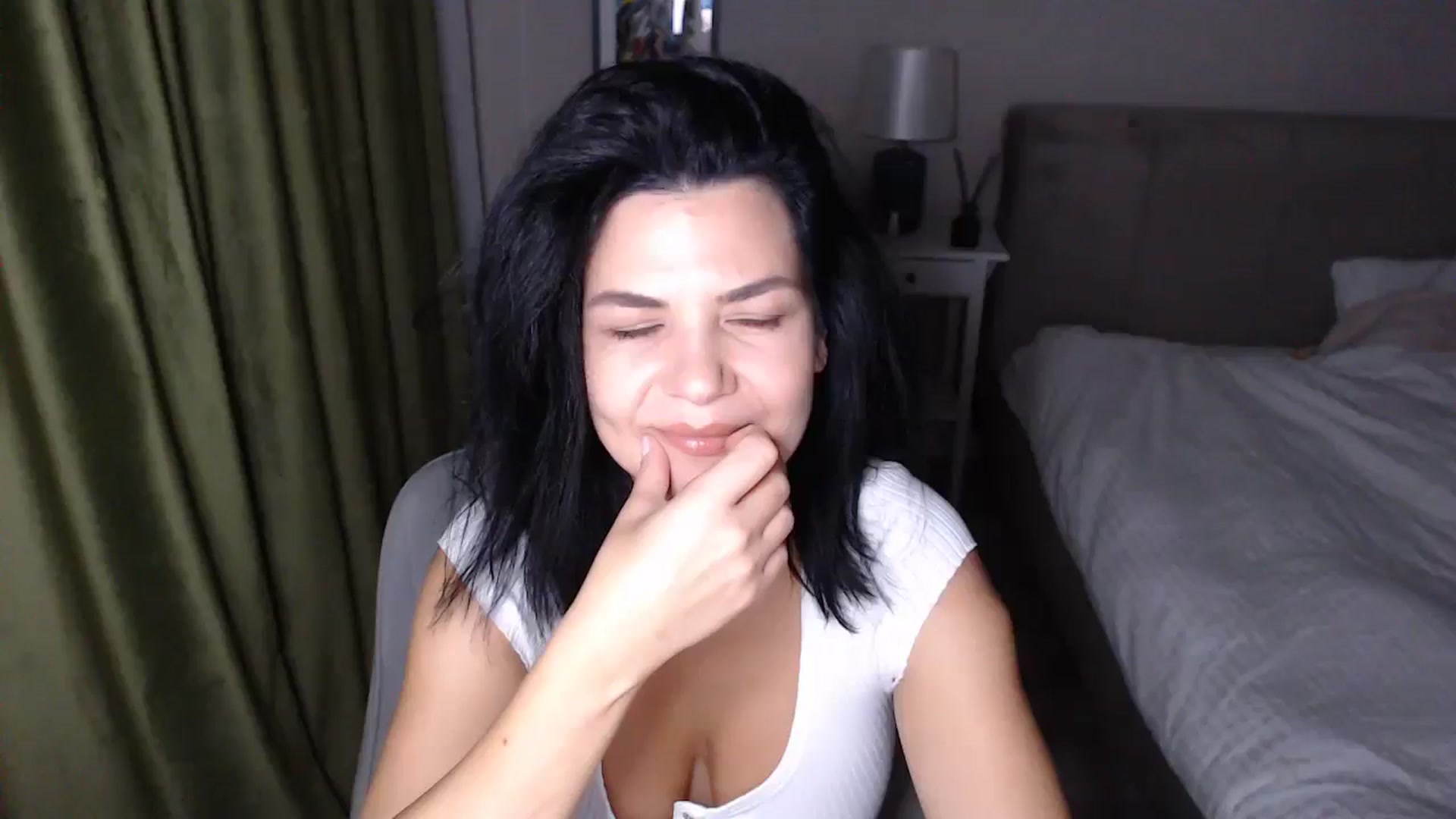 Gallery image thumbnail from Darkella's myfreecams stream on, 10/18/2025, 23:26 image 2 of 20