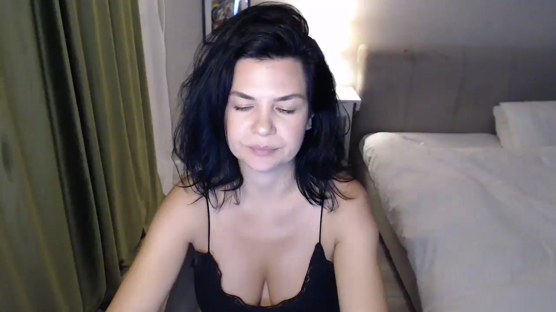 Gallery image thumbnail from Darkella's myfreecams stream on, 10/22/2025, 24:04 image 18 of 20