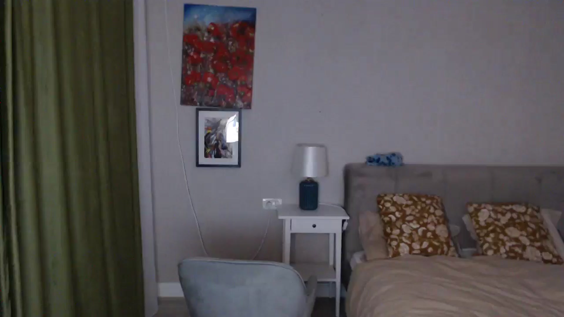 Gallery image thumbnail from Darkella's myfreecams stream on, 11/03/2025, 24:16 image 14 of 20