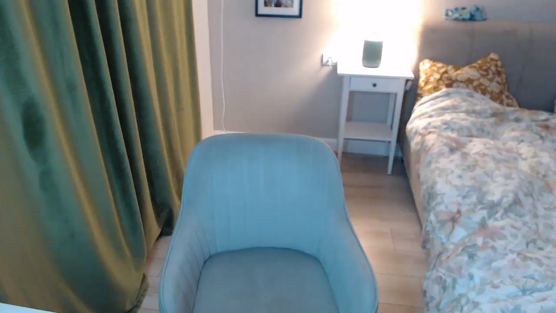 Gallery image thumbnail from Darkella's myfreecams stream on, 11/05/2025, 01:21 image 19 of 20