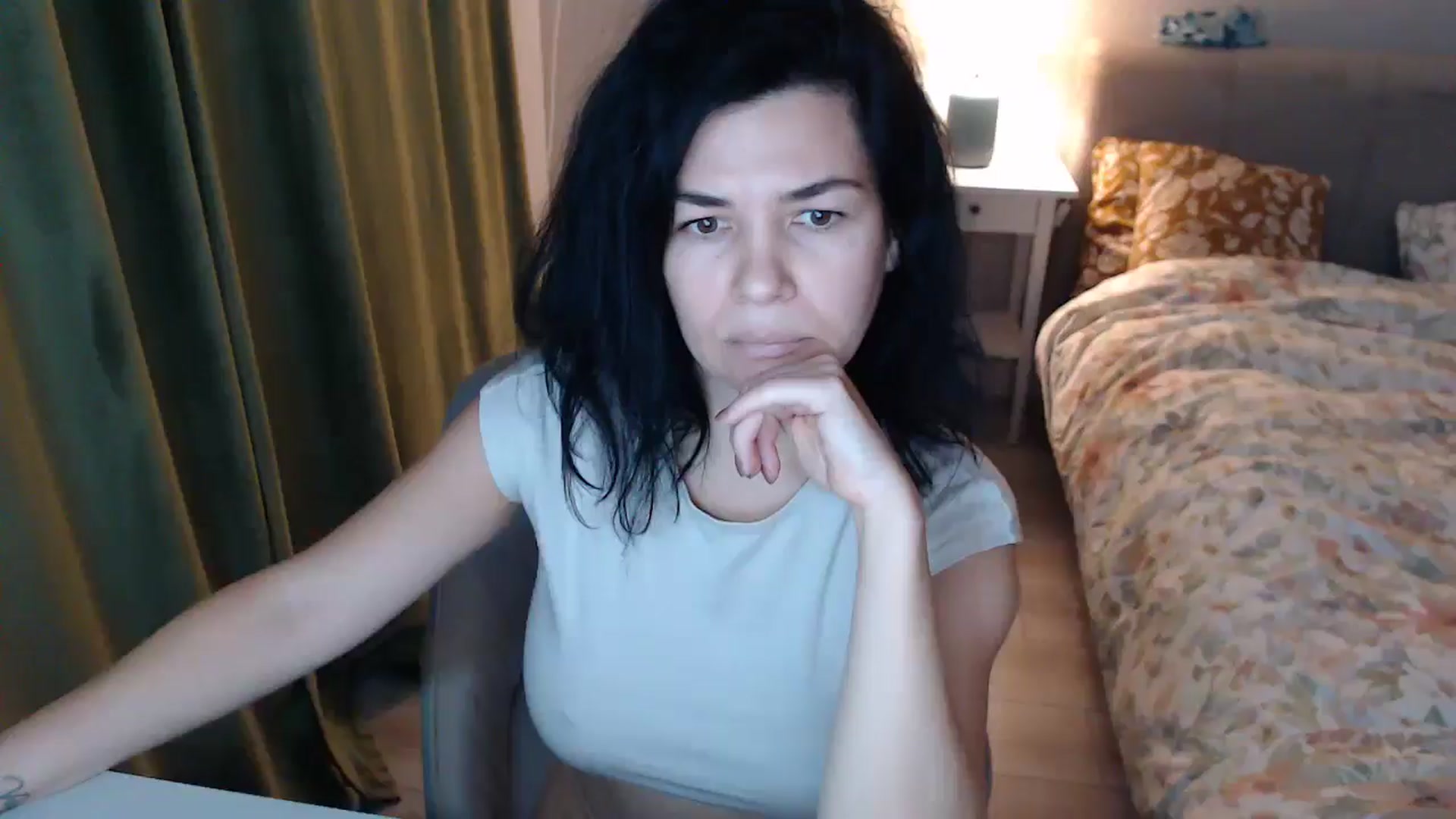 Gallery image thumbnail from Darkella's myfreecams stream on, 11/09/2025, 01:40 image 1 of 20