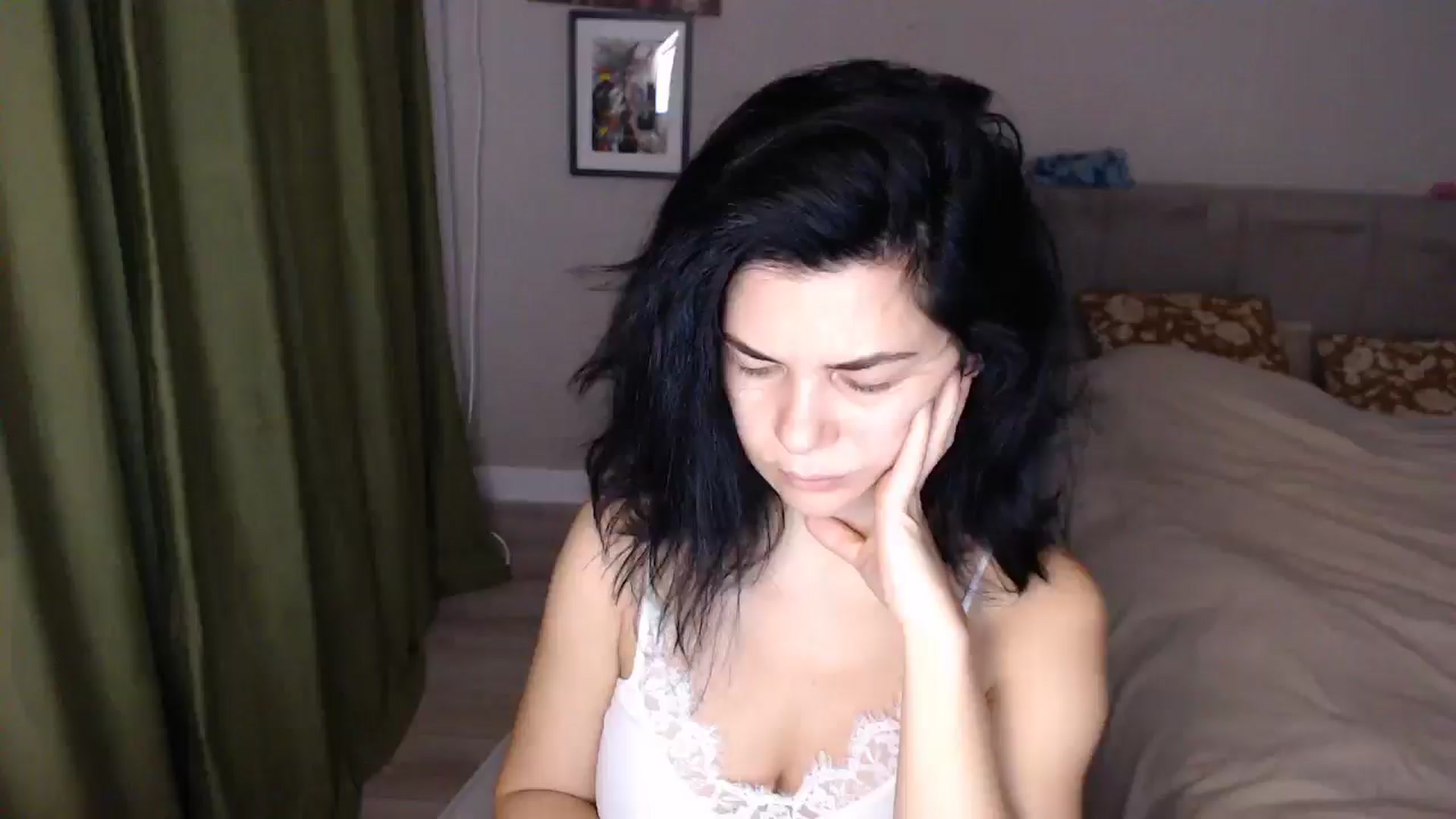 Gallery image thumbnail from Darkella's myfreecams stream on, 11/12/2025, 24:00 image 18 of 20