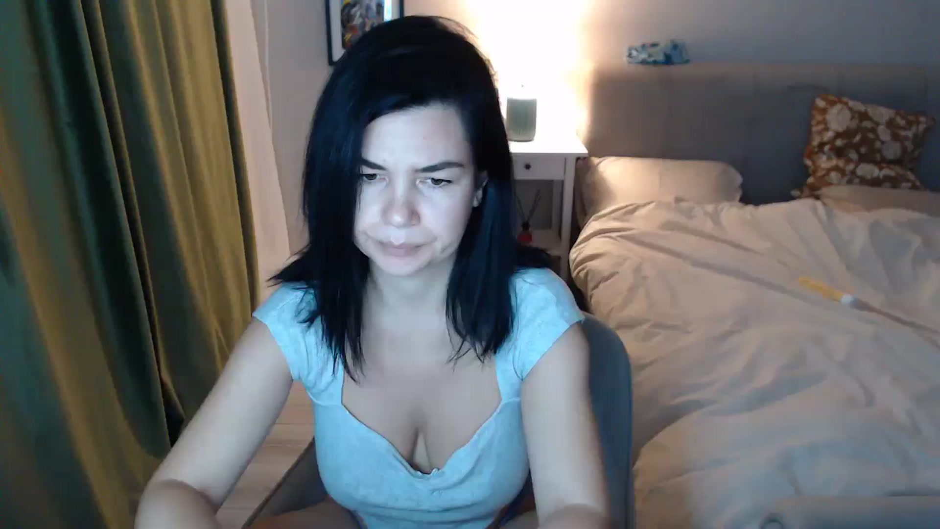 Gallery image thumbnail from Darkella's myfreecams stream on, 11/19/2025, 24:01 image 2 of 20