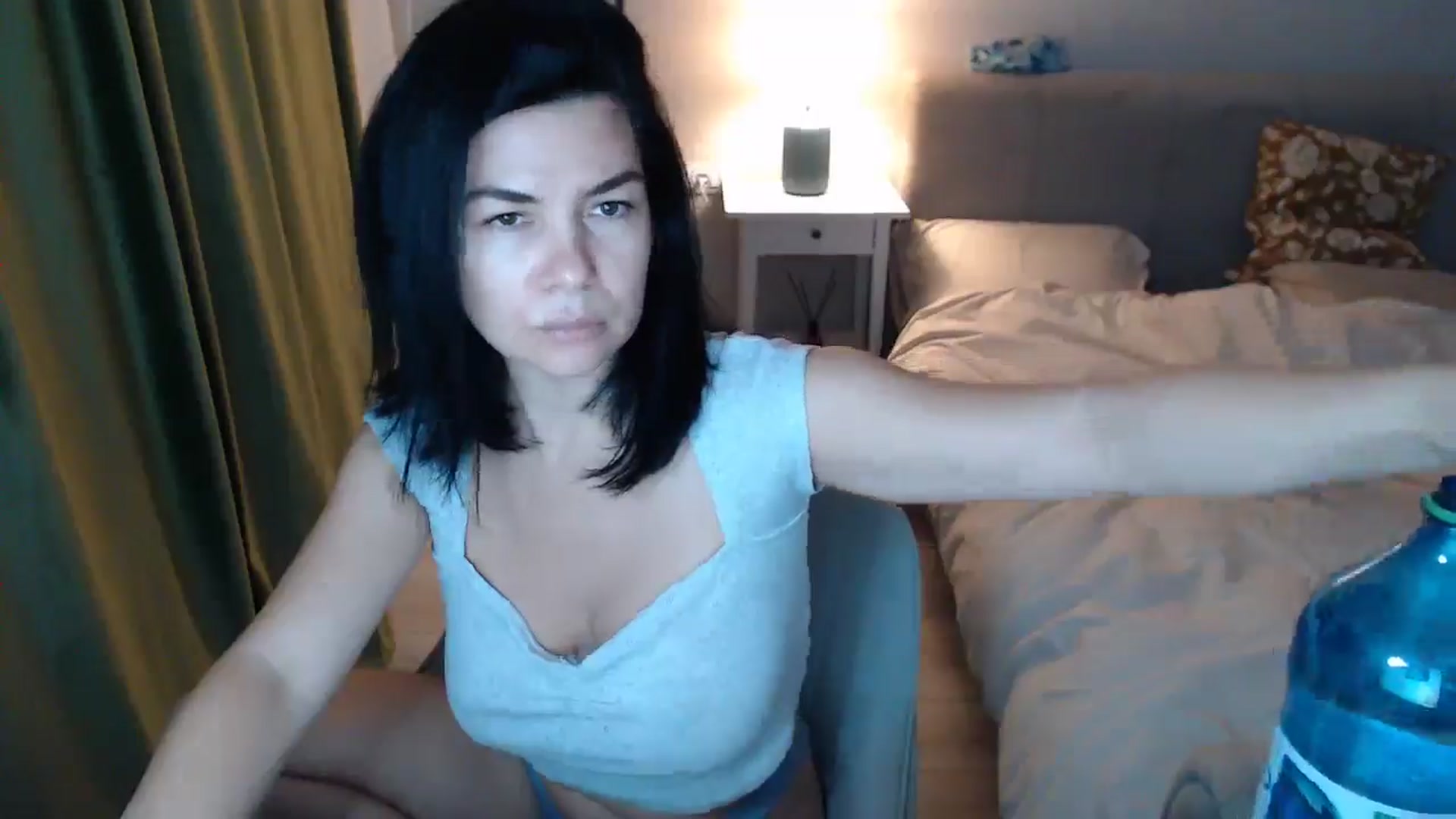 Gallery image thumbnail from Darkella's myfreecams stream on, 11/19/2025, 24:01 image 17 of 20