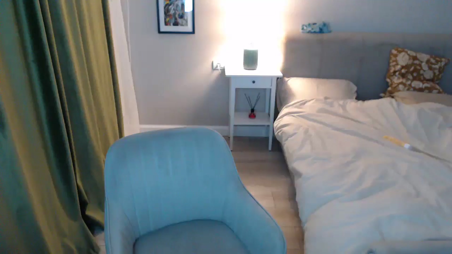 Gallery image thumbnail from Darkella's myfreecams stream on, 11/19/2025, 24:01 image 16 of 20