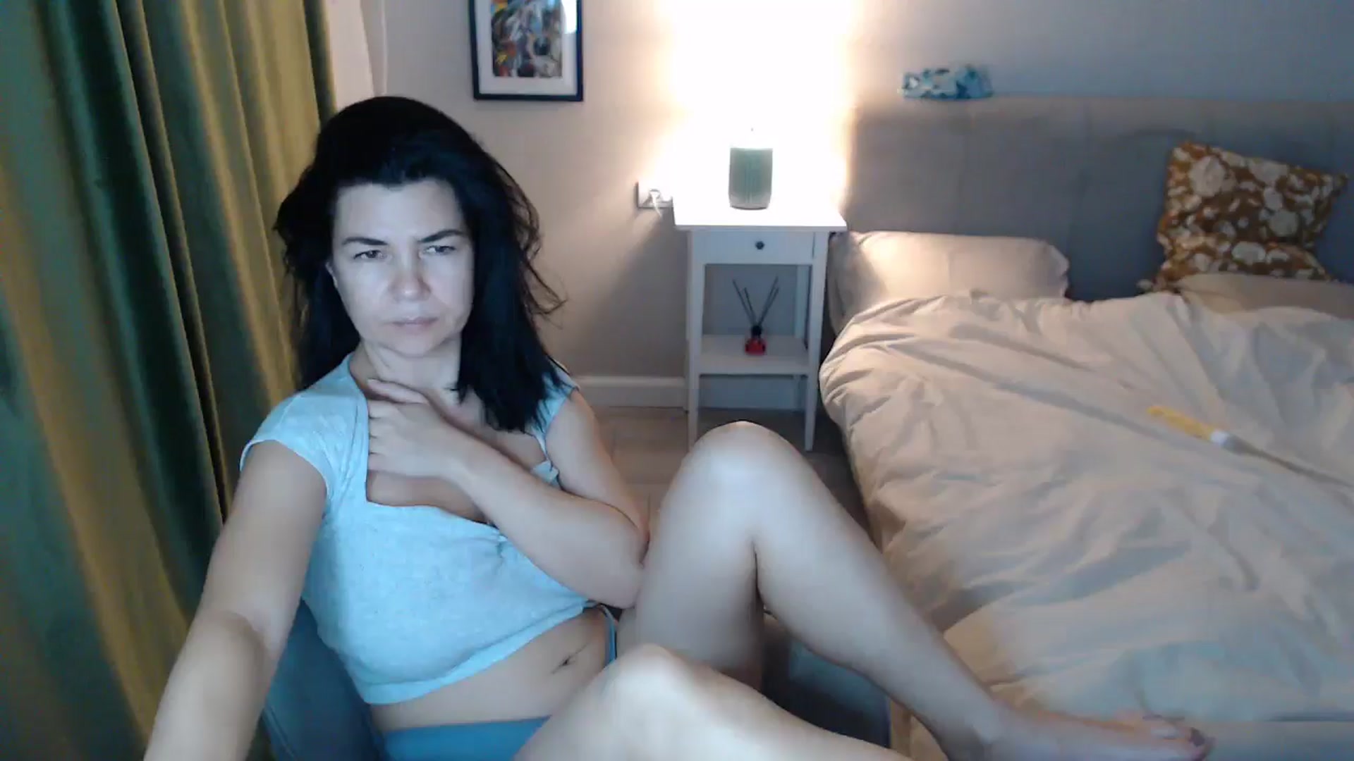 Gallery image thumbnail from Darkella's myfreecams stream on, 11/19/2025, 24:01 image 12 of 20