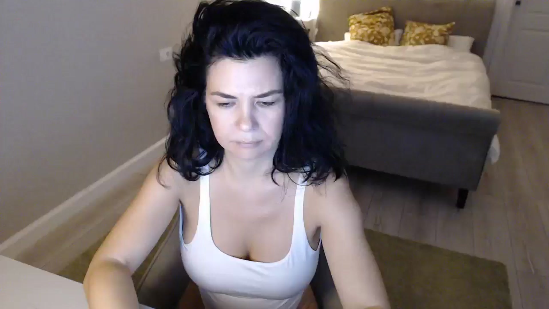 Gallery image thumbnail from Darkella's myfreecams stream on, 12/01/2025, 02:14 image 2 of 20