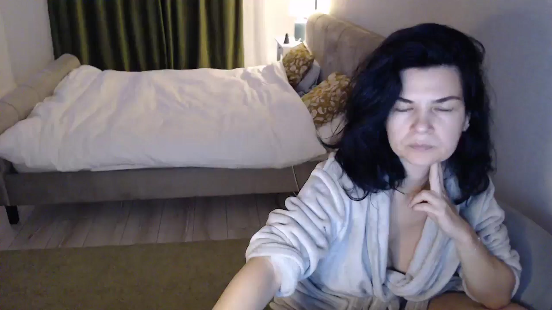 Gallery image thumbnail from Darkella's myfreecams stream on, 12/26/2025, 23:26 image 2 of 20