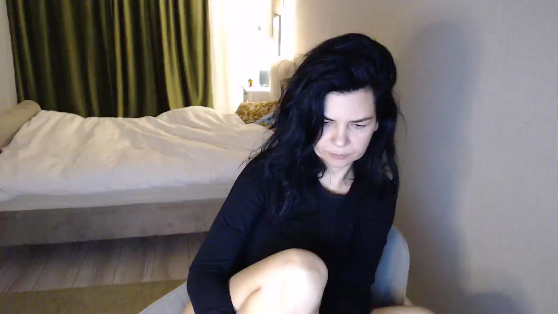 Gallery image thumbnail from Darkella's myfreecams stream on, 12/28/2025, 23:53 image 4 of 20
