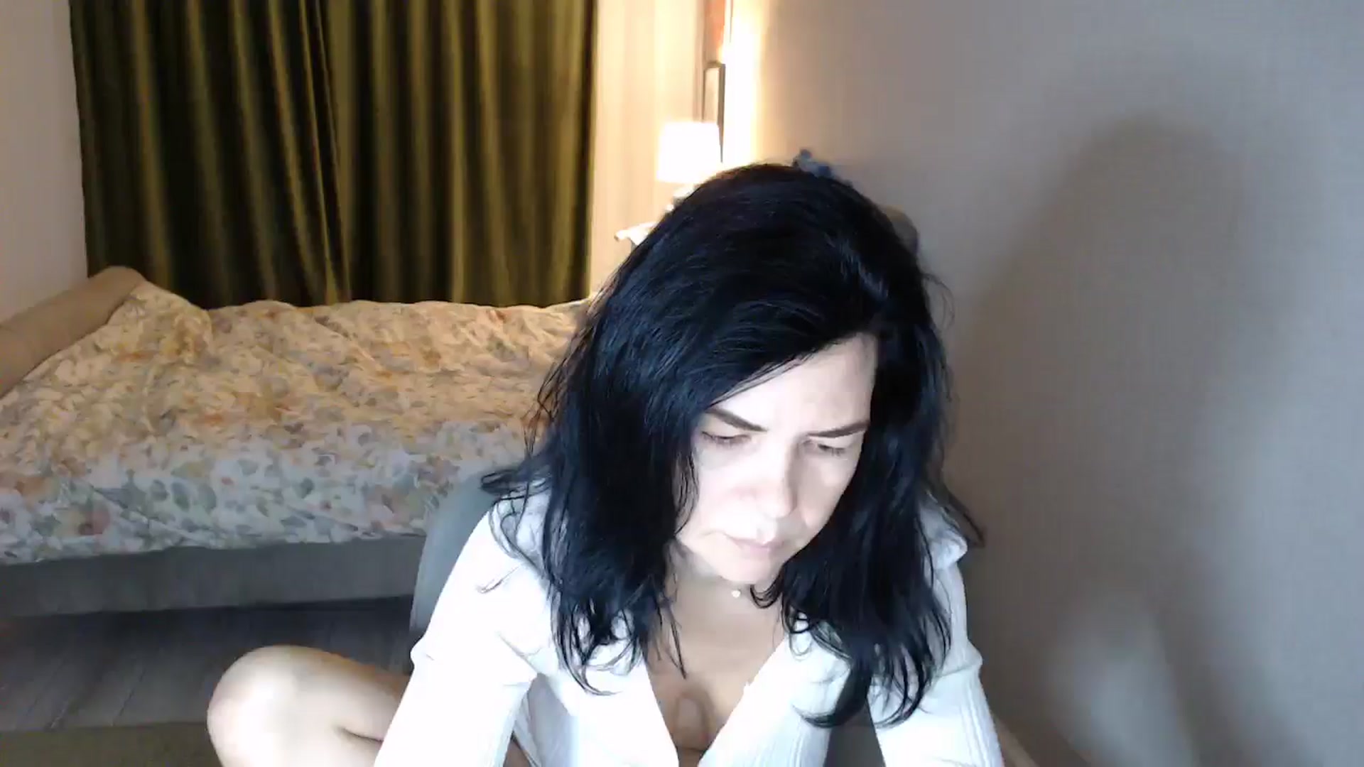 Gallery image thumbnail from Darkella's myfreecams stream on, 01/02/2026, 01:36 image 16 of 20