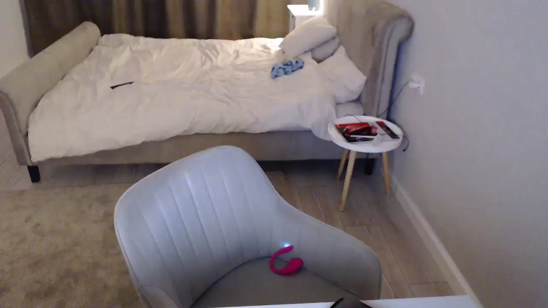 Gallery image thumbnail from Darkella's myfreecams stream on, 03/25/2026, 24:53 image 14 of 20