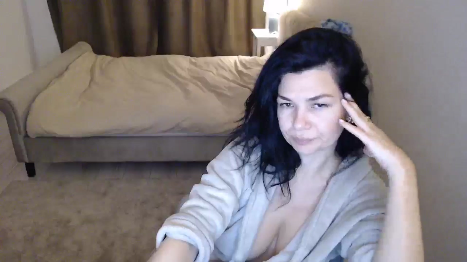Gallery image thumbnail from Darkella's myfreecams stream on, 04/09/2026, 24:32 image 7 of 20