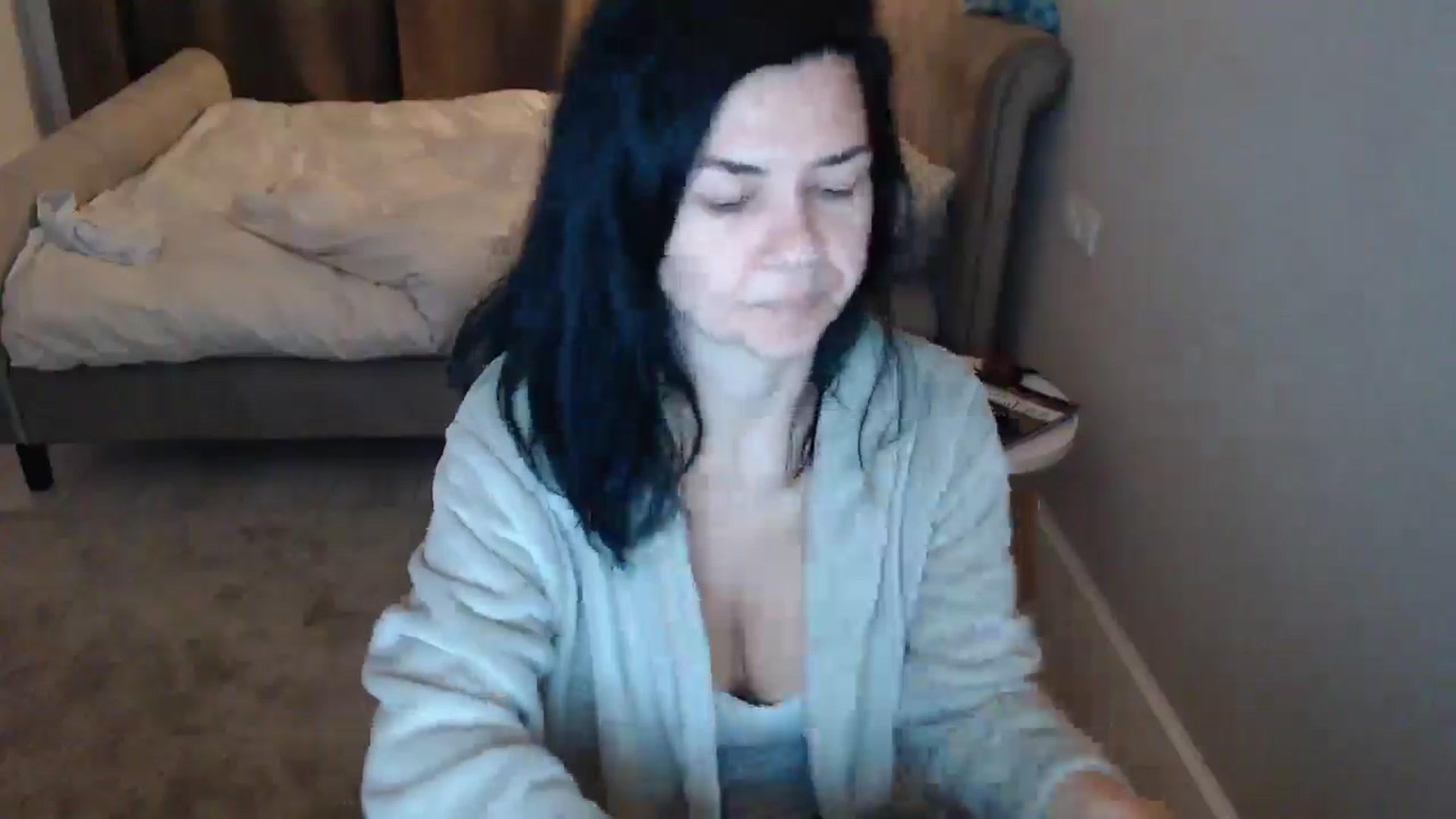 Gallery image thumbnail from Darkella's myfreecams stream on, 04/16/2026, 24:00 image 12 of 20