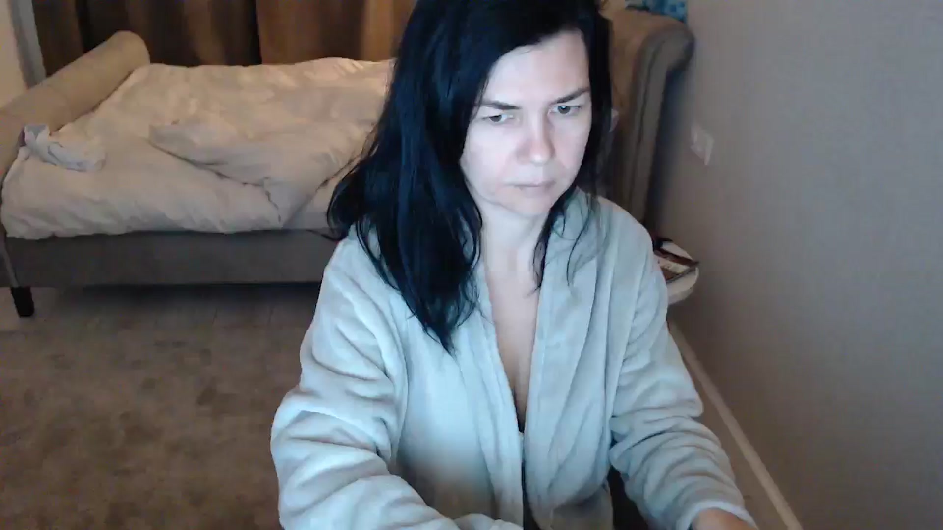 Gallery image thumbnail from Darkella's myfreecams stream on, 04/16/2026, 24:00 image 10 of 20