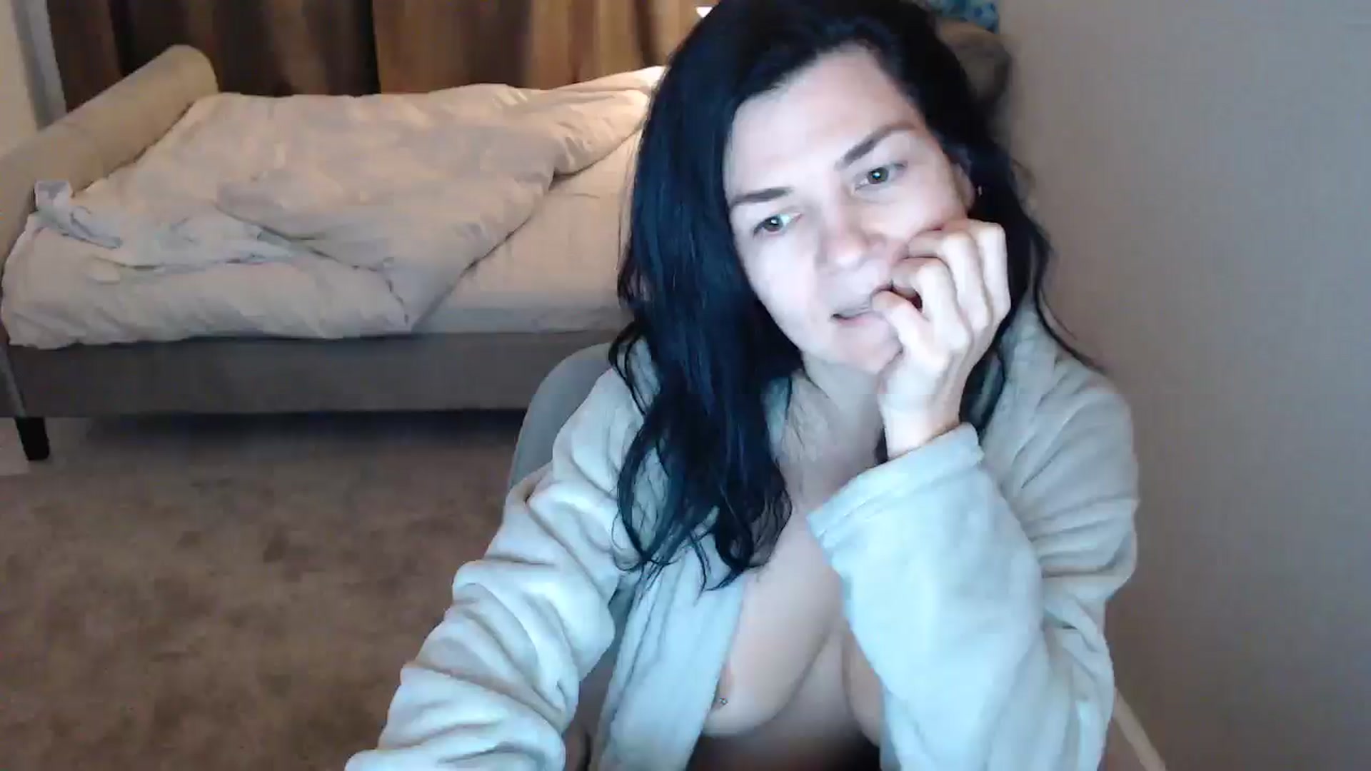 Gallery image thumbnail from Darkella's myfreecams stream on, 04/16/2026, 01:27 image 2 of 20