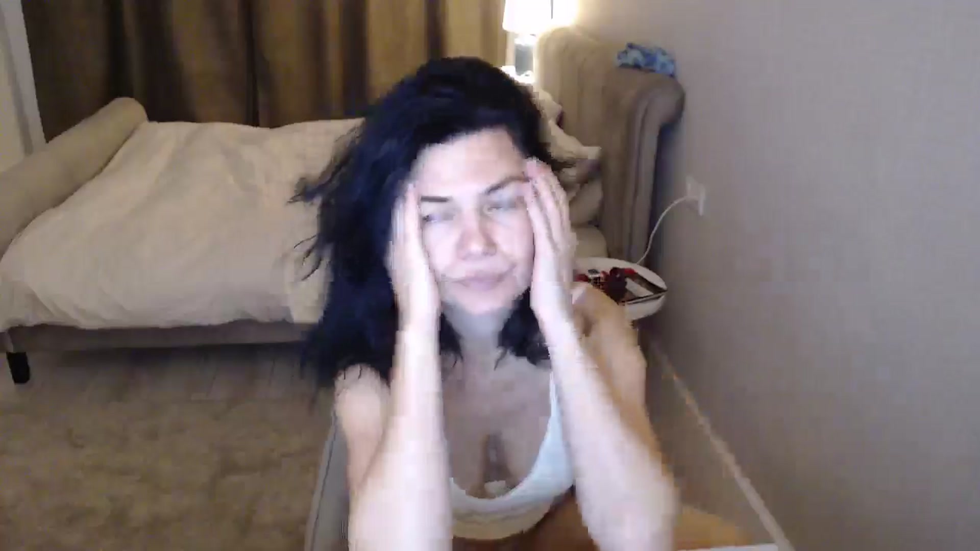 Gallery image thumbnail from Darkella's myfreecams stream on, 04/19/2026, 24:42 image 16 of 20