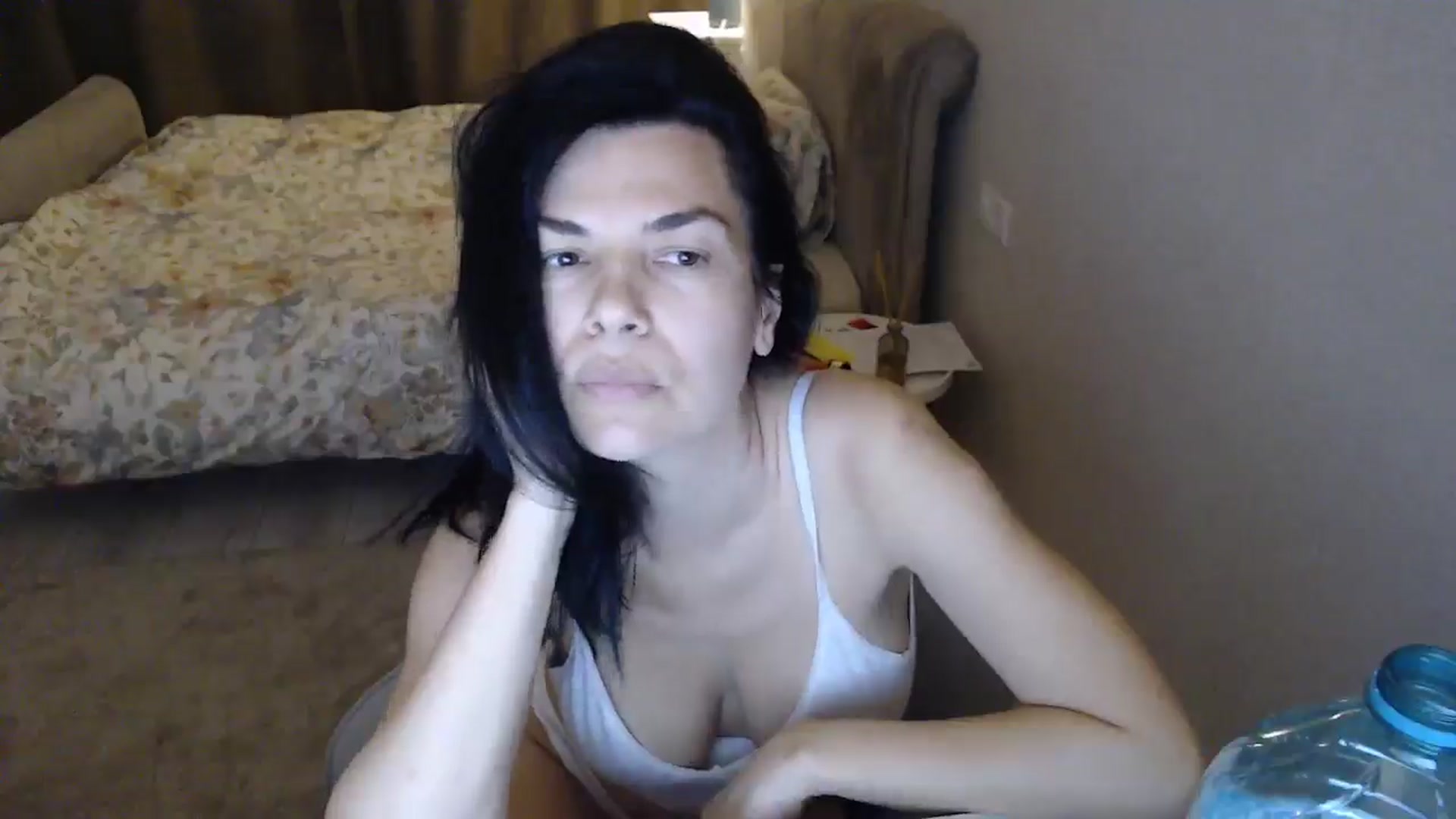 Gallery image thumbnail from Darkella's myfreecams stream on, 05/05/2026, 23:09 image 17 of 20