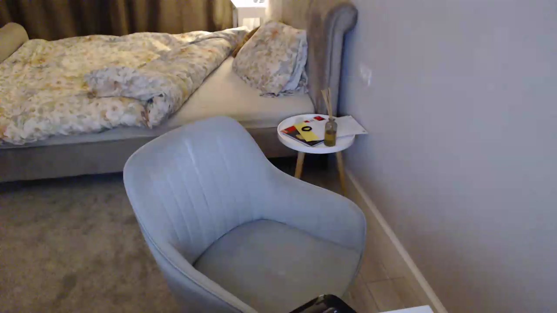 Gallery image thumbnail from Darkella's myfreecams stream on, 05/09/2026, 24:45 image 19 of 20