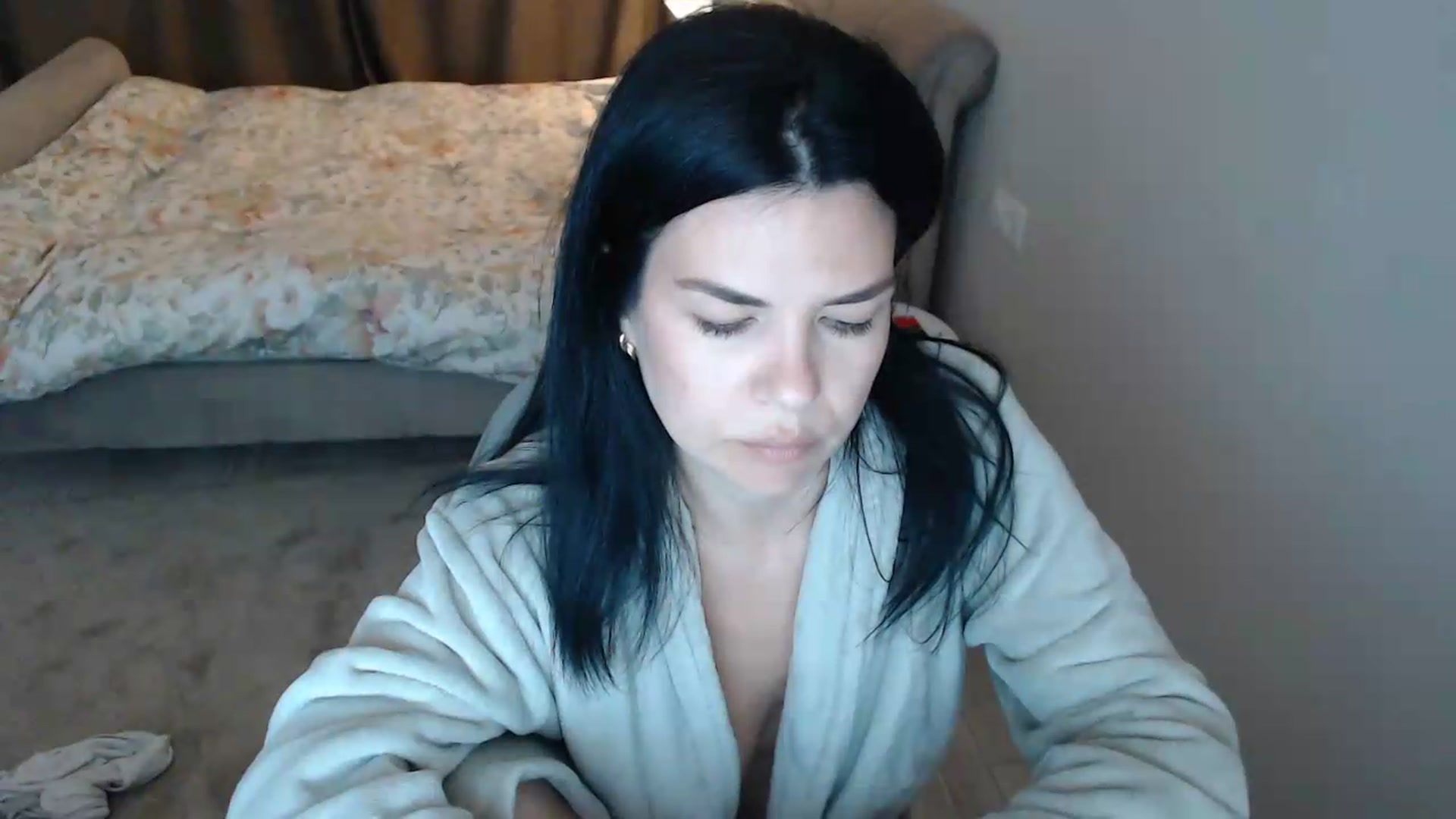 Gallery image thumbnail from Darkella's myfreecams stream on, 05/14/2026, 24:48 image 18 of 20