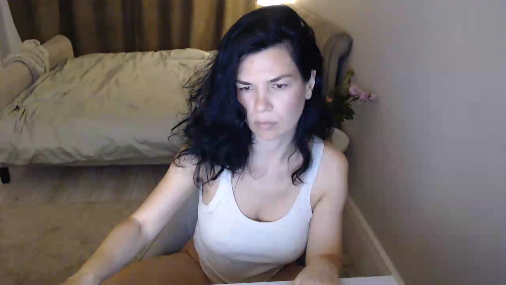 Gallery image thumbnail from Darkella's myfreecams stream on, 05/17/2026, 23:18 image 12 of 20