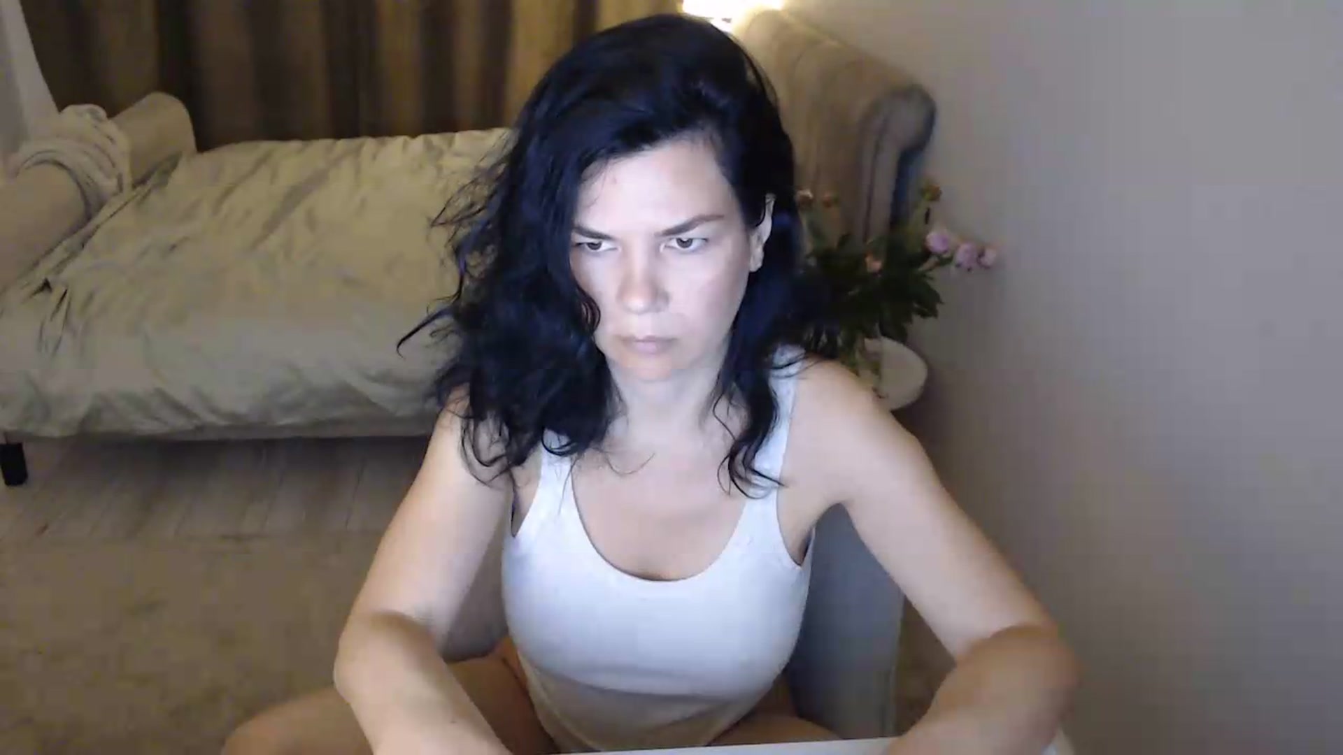Gallery image thumbnail from Darkella's myfreecams stream on, 05/17/2026, 23:18 image 13 of 20