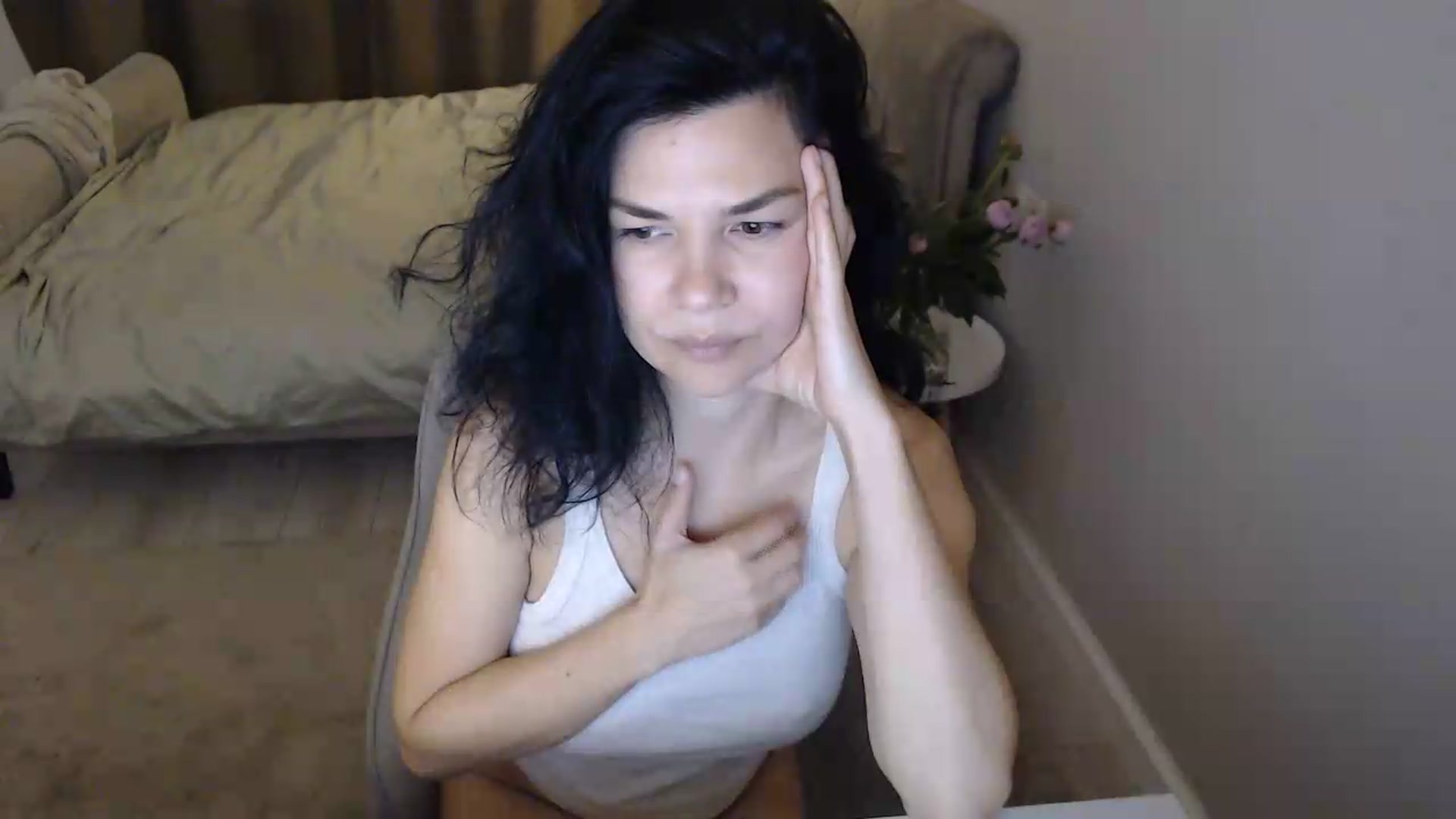 Gallery image thumbnail from Darkella's myfreecams stream on, 05/17/2026, 23:59 image 13 of 20