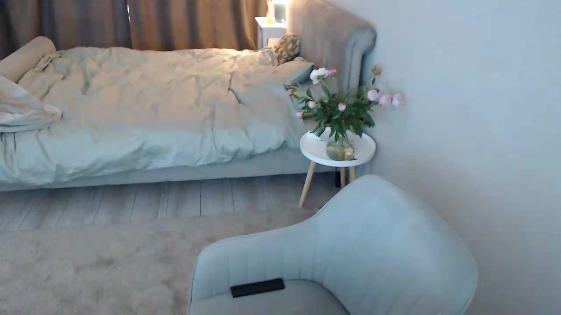Gallery image thumbnail from Darkella's myfreecams stream on, 05/18/2026, 14:00 image 4 of 20