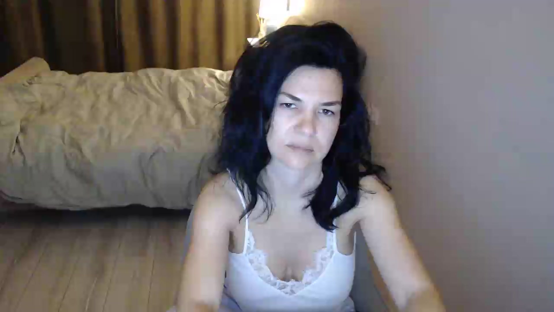 Gallery image thumbnail from Darkella's myfreecams stream on, 05/20/2026, 23:27 image 1 of 20