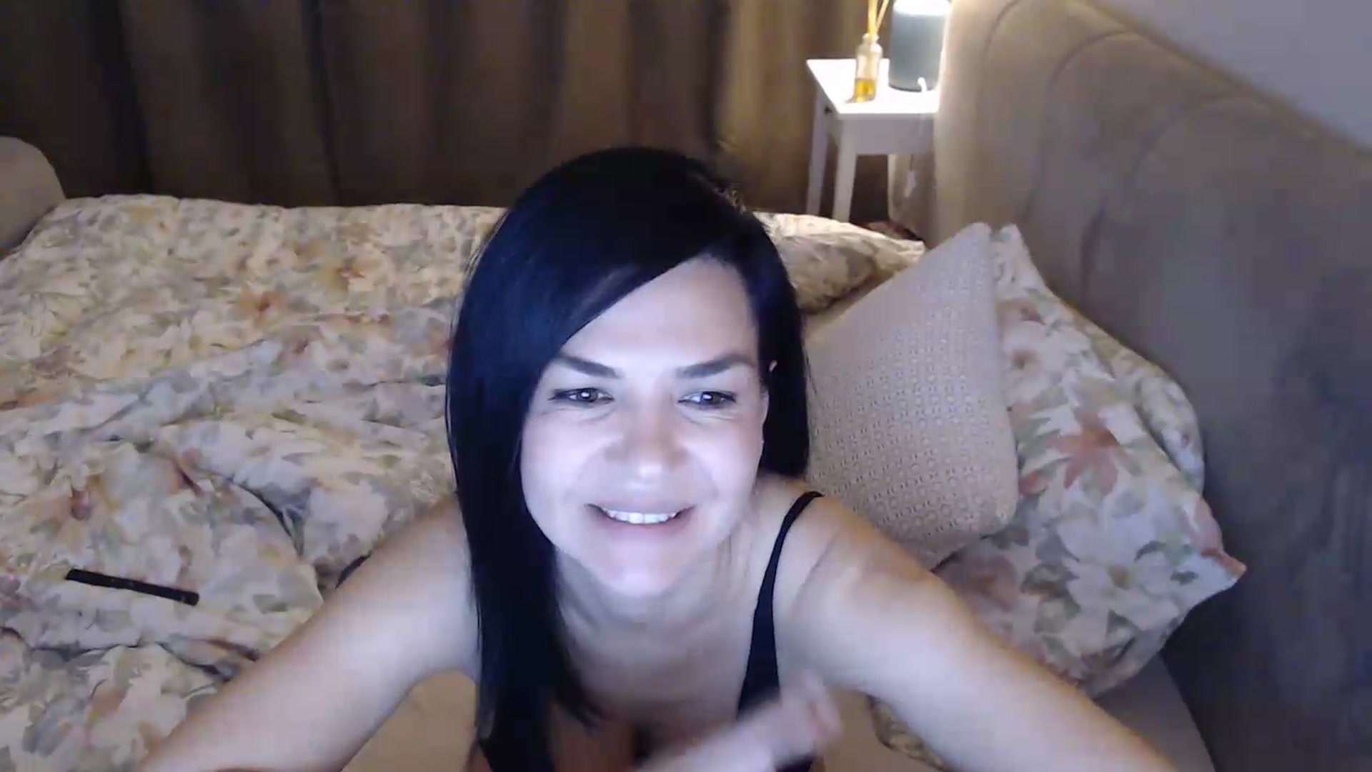 Gallery image thumbnail from Darkella's myfreecams stream on, 05/30/2026, 24:00 image 18 of 20