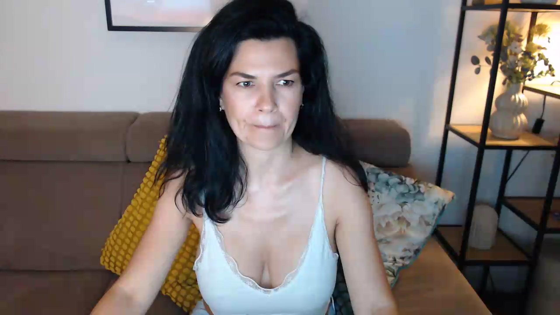 Gallery image thumbnail from Darkella's myfreecams stream on, 06/11/2026, 22:51 image 4 of 20