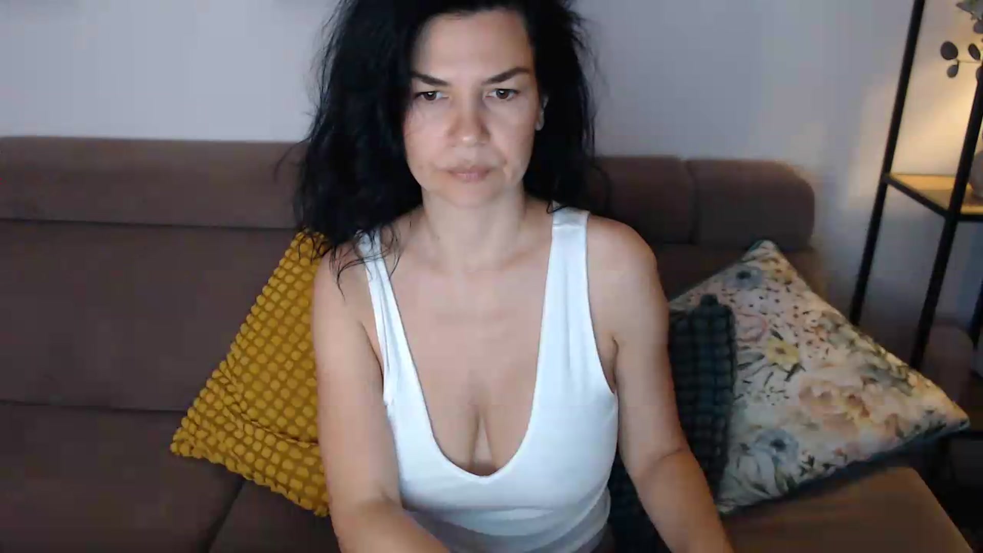 Gallery image thumbnail from Darkella's myfreecams stream on, 06/12/2026, 23:15 image 5 of 20