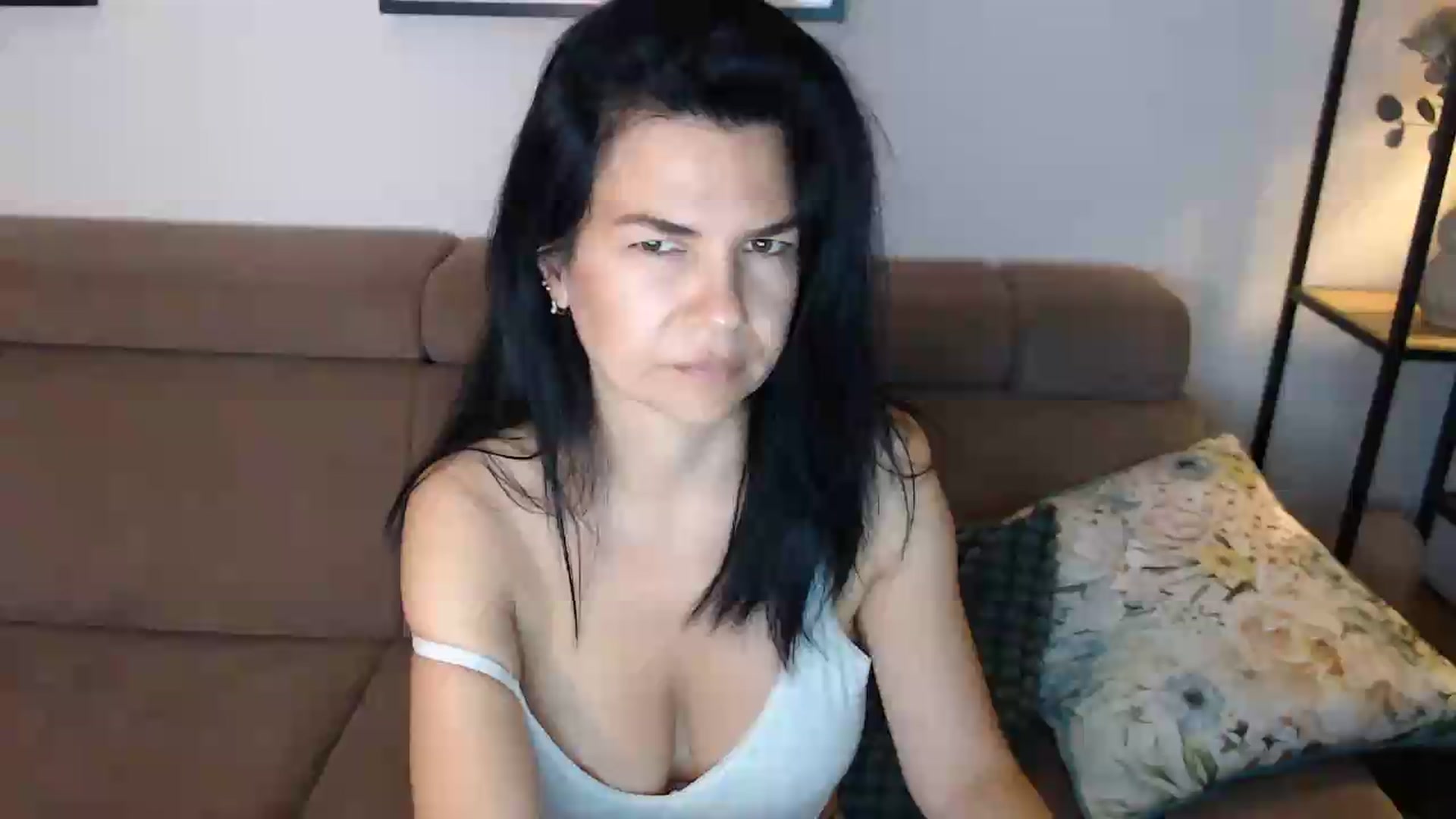 Gallery image thumbnail from Darkella's myfreecams stream on, 06/13/2026, 23:25 image 15 of 20