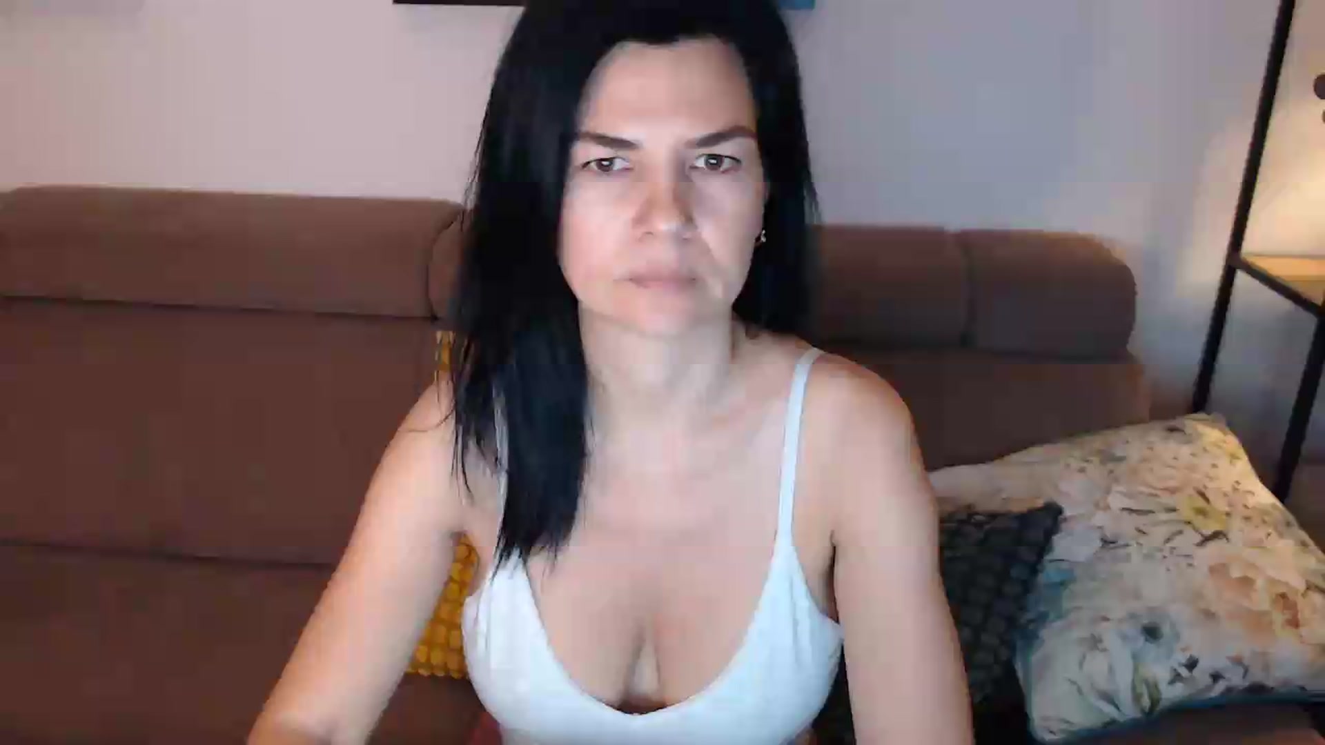 Gallery image thumbnail from Darkella's myfreecams stream on, 06/14/2026, 24:26 image 1 of 20