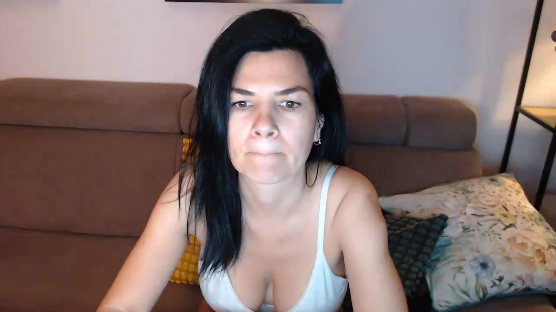 Gallery image thumbnail from Darkella's myfreecams stream on, 06/14/2026, 24:26 image 3 of 20
