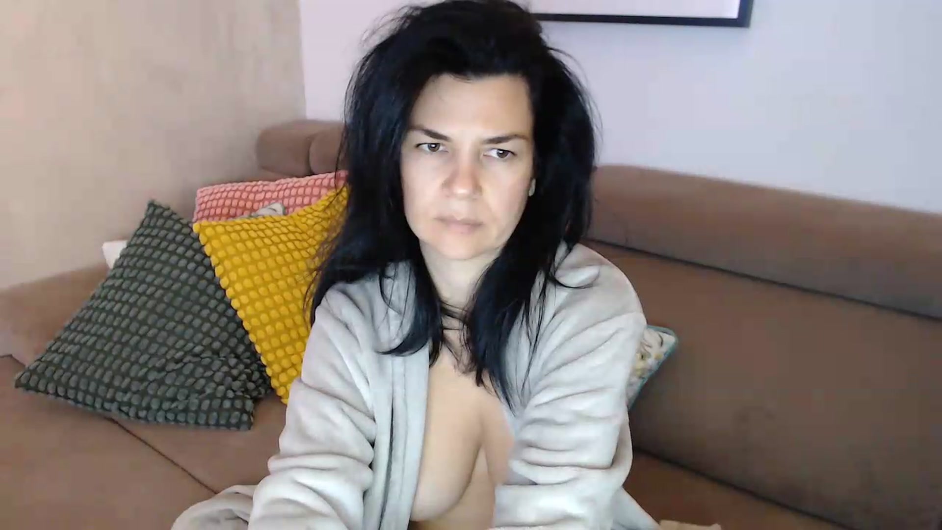 Gallery image thumbnail from Darkella's myfreecams stream on, 06/16/2026, 24:30 image 11 of 20
