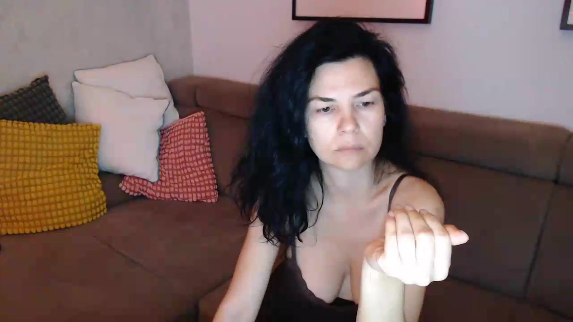 Gallery image thumbnail from Darkella's myfreecams stream on, 06/22/2026, 23:07 image 18 of 20