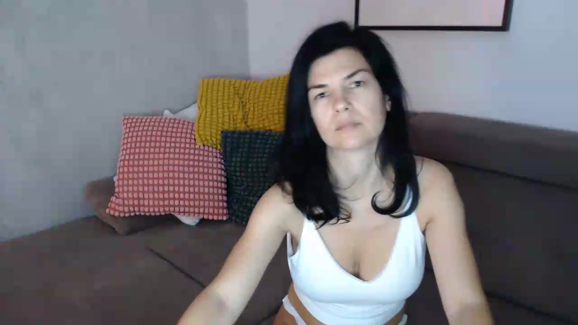Gallery image thumbnail from Darkella's myfreecams stream on, 06/24/2026, 23:33 image 12 of 20