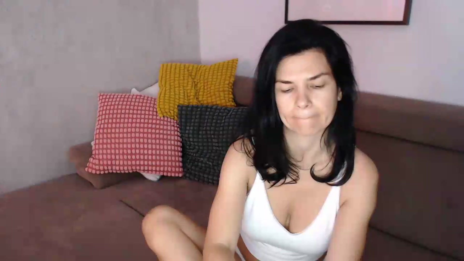 Gallery image thumbnail from Darkella's myfreecams stream on, 06/24/2026, 23:33 image 13 of 20