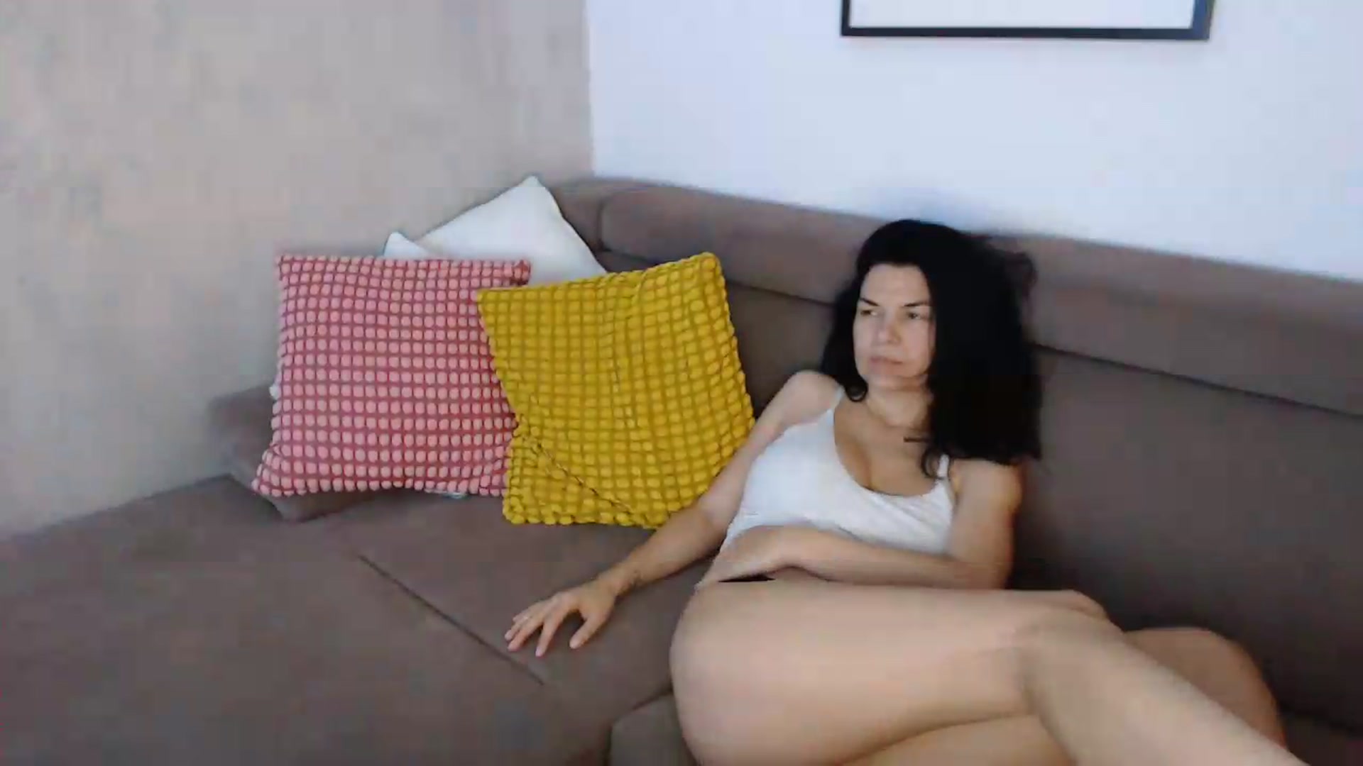 Gallery image thumbnail from Darkella's myfreecams stream on, 06/25/2026, 22:52 image 9 of 20