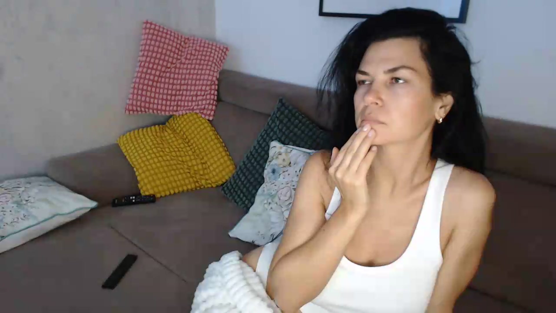 Gallery image thumbnail from Darkella's myfreecams stream on, 07/05/2026, 22:03 image 10 of 20