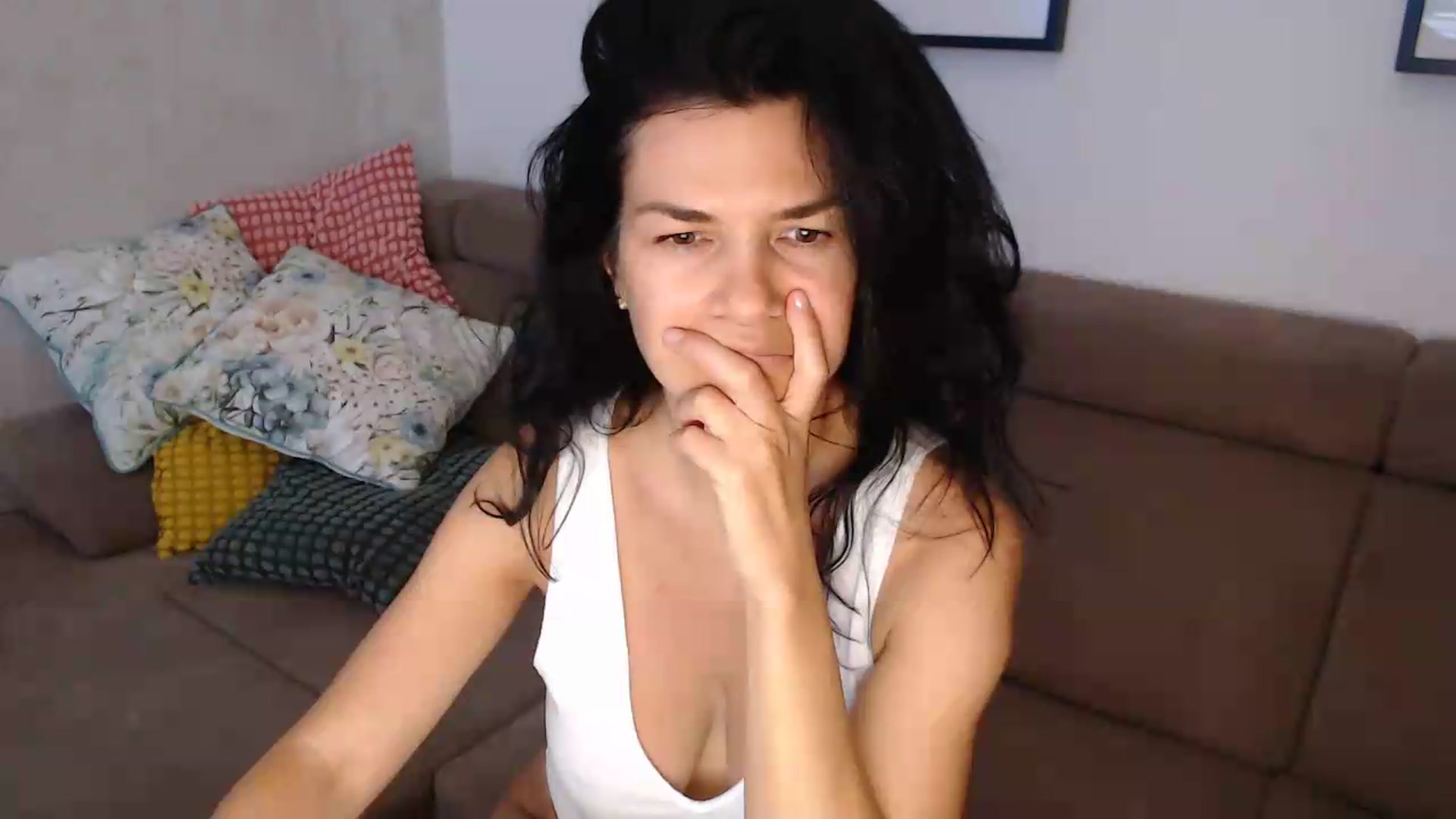 Gallery image thumbnail from Darkella's myfreecams stream on, 07/09/2026, 22:30 image 8 of 20