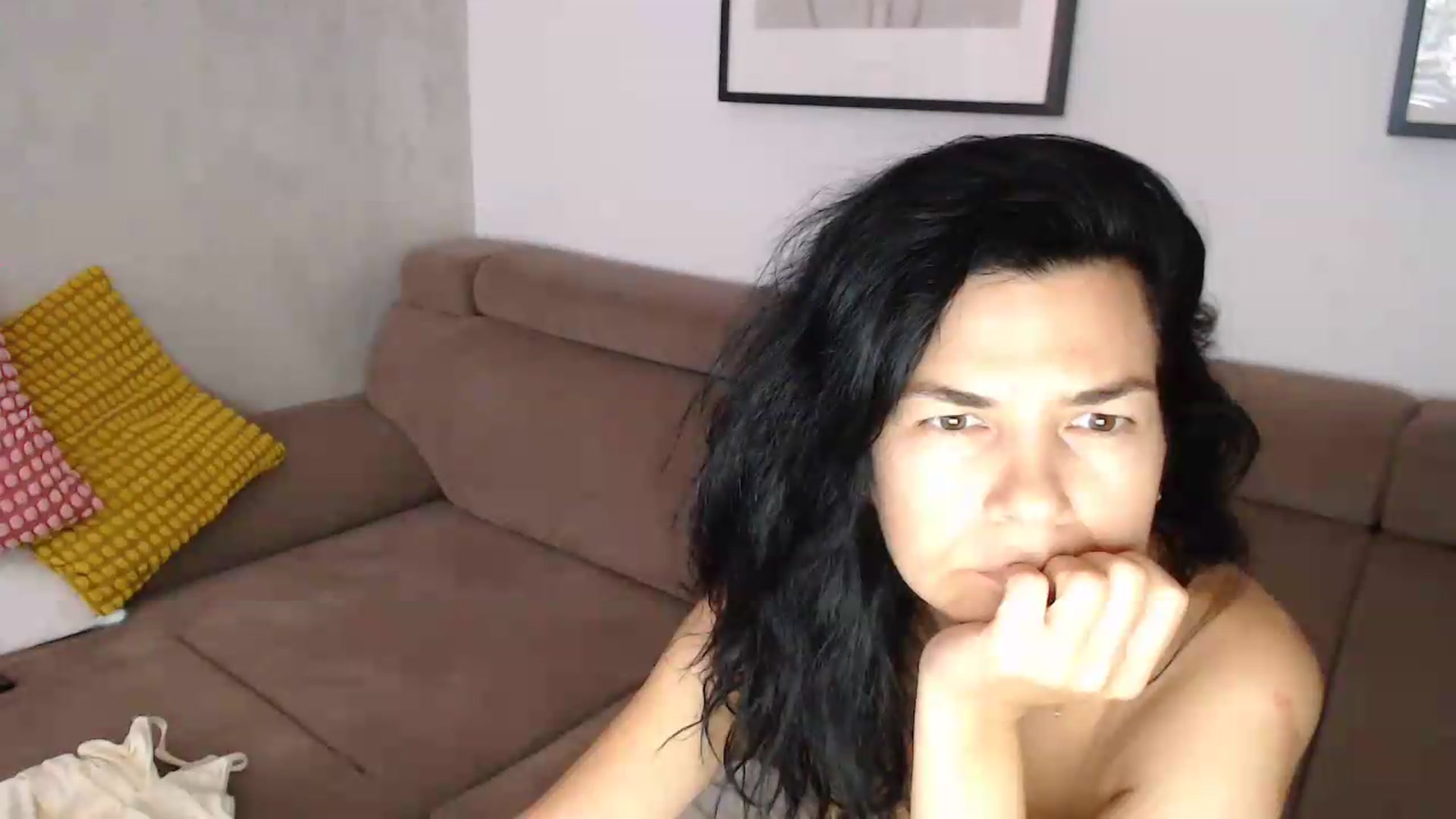 Gallery image thumbnail from Darkella's myfreecams stream on, 07/20/2026, 01:03 image 18 of 20
