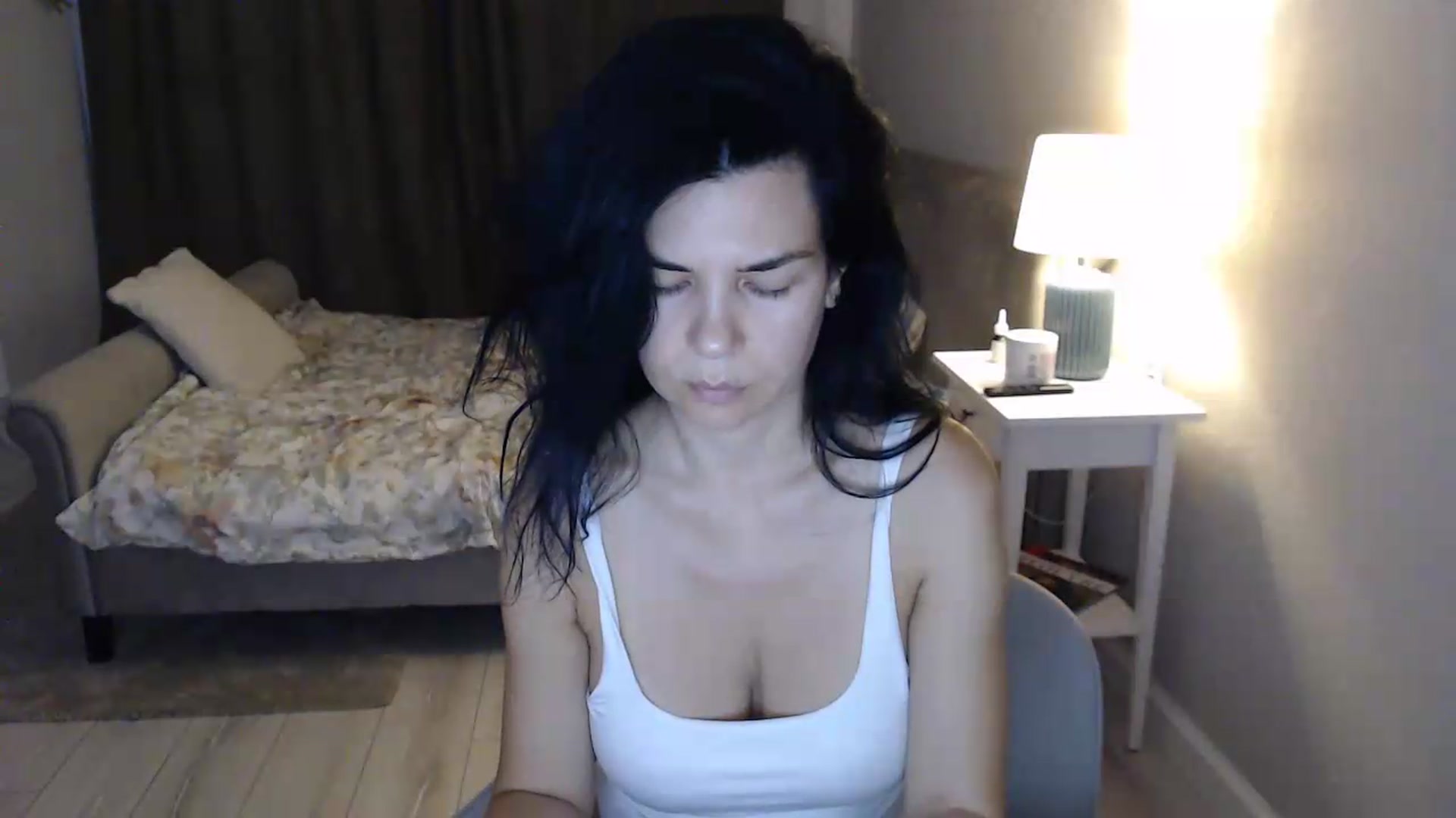 Gallery image thumbnail from Darkella's myfreecams stream on, 07/28/2026, 24:29 image 4 of 20